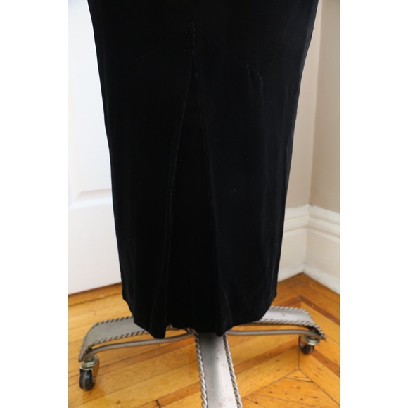 Vintage OMO NORMA KAMALI Black Velvet Skirt - Picture 6 of 8